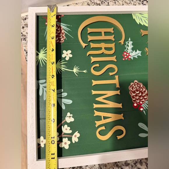 Hanging Wooden Merry Christmas Decorative Sign - Picture 6 of 6
